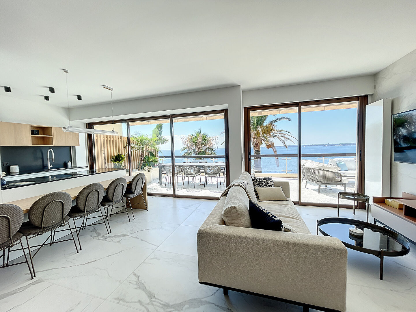 Penthouse De Luxe De 90 M2 En Vente Cannes, Provence Alpes Côte D'azur (2)