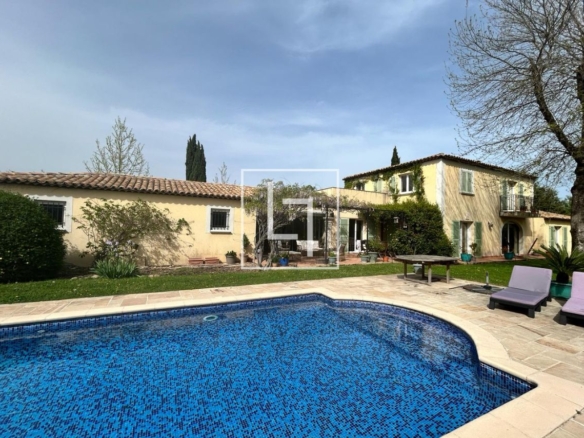 Villa de Luxe to rent - Grimaud France