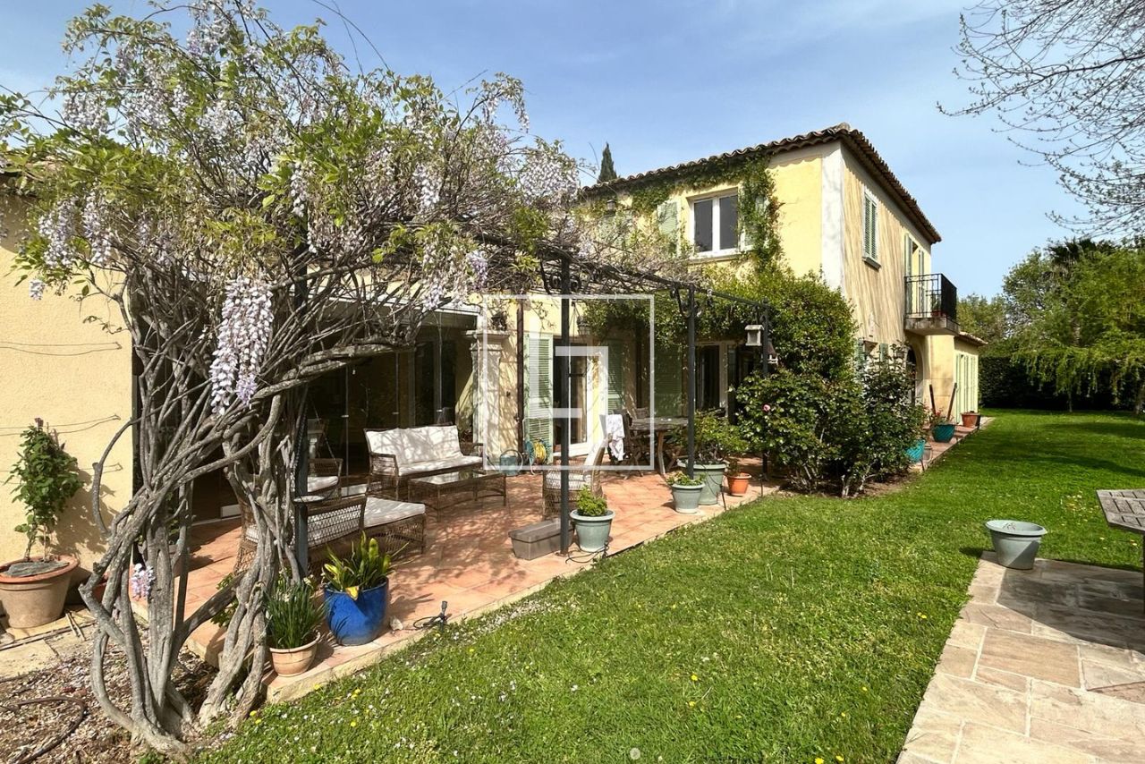 Villa de Luxe to rent - Grimaud France