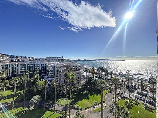 Croisette 1.8